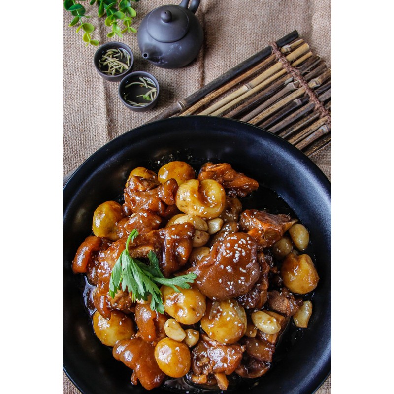 Pearl River Bridge Superior Dark Soy Sauce, Plastic Bottles, 16.9