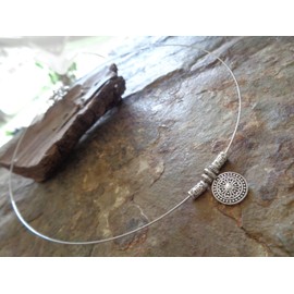 ⊹⊱ ★ ETHNO HALSREIF MIT KLEINEM MANDALA ANHÄNGER UND SPACERN ★ ⊰⊹ einmaliger Halsschmuck in silberfarben