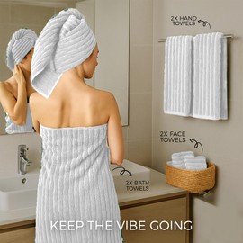 Towelogy® Luxury Towel Bale Set | Premium Blend of 60% Bamboo and 40% Cotton | 2x Bath Towels, 2x Hand Towels, 2x Face Cloths | Super Soft, Quick Dry and Skin-Friendly Bathroom Towels (SIlver)