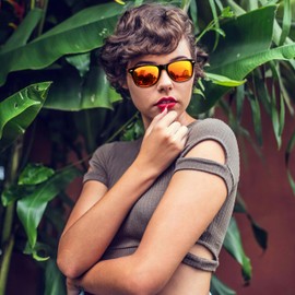 KANASTAL Sonnenbrille Polarisierte Matt Schwarz und Sonnenbrillen Verspiegelt Rot mit Rote Rahmen für Herren und Damen UV400 Schutz Klassische Retro Brille