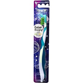 Oral-B Pro-Health Junior CrossAction Galaxy Cepillo de dientes, a partir de 6 años, suave, paquete de 3