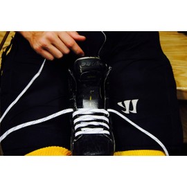 Howies Hockey Skate Laces - 4 Pack - Colored Cloth (Choose Your Color) for Youth, Junior and Senior Skates. Premium Quality Used by Athletes of All Ages; Minor, Pro. Crafts (Dark Green, 84.0")