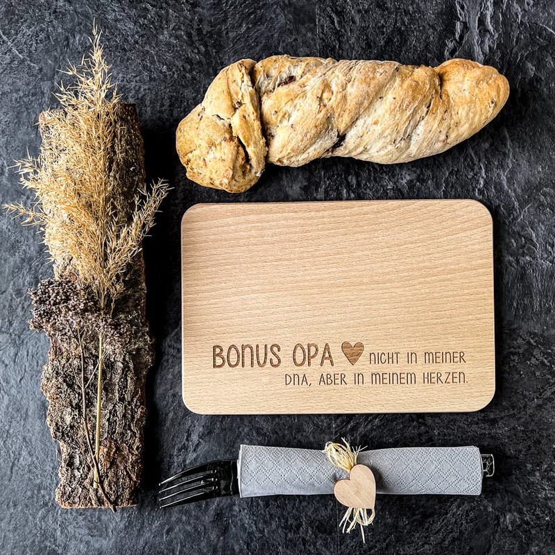 Spruchreif Breakfast Board with Engraving "Bonus Papa" | Bread Board