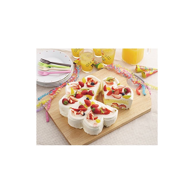 Pearl Metal D-1956 Edible Sweets Silicone 1/4 Heart Cake Mold,