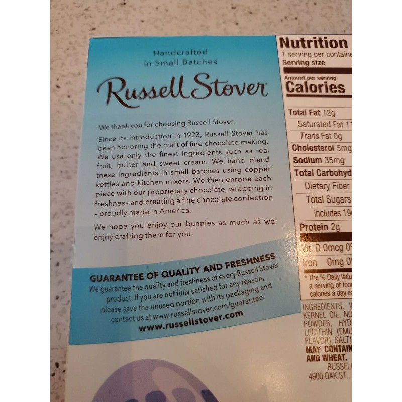 Russell Stover (1) Russell Stover White Fudge Chocolate Bunny Rabbit