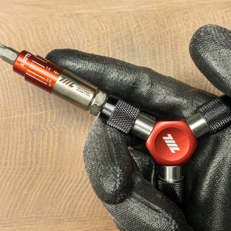 711L EDC Y Driver I Three Way 1/4" Hex Bit