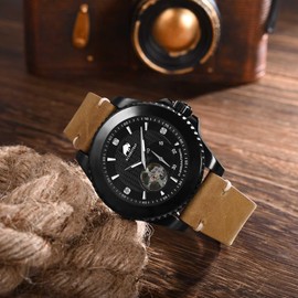 BISONSTRAP Distressed Leather Watch Strap, Watch Replacement Bands for Men, Quick Release Spring Bars, 20mm, Light Brown (Silver Buckle)