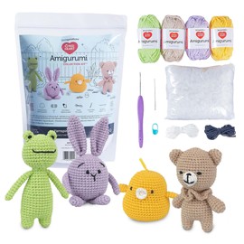 RED HEART Amigurumi Backyard Kit