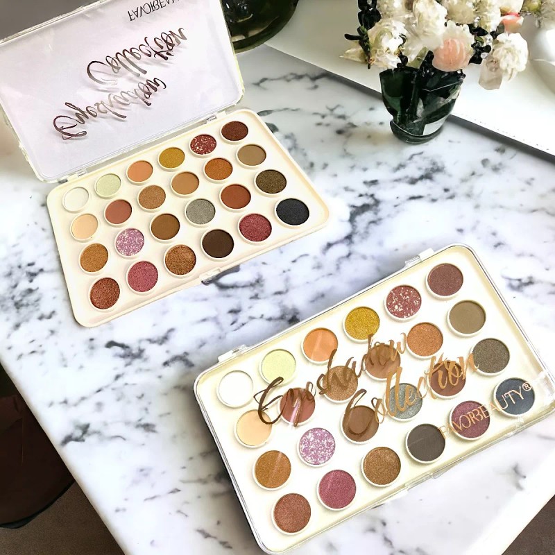 Favorbeauty Paleta De Sombras Y Rostro 24 Tonalidades Diferentes 2