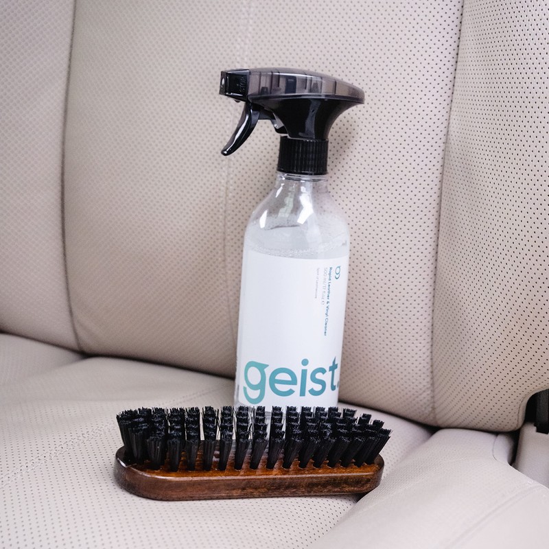 Geist. Rapid Cleaner for Leather and Vinyl (Cleaner + Brush