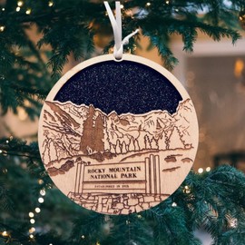 National Parks Ornament Wood Laser Engraved – Unique Wooden Holiday Decoration – Handcrafted Nature-Inspired Souvenir for Nature Lovers & Travelers (Rocky Mountain)