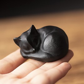 OwMell Natural Black Obsidian Sleeping Cat Statue Hand-Carved Healing Stone Gemstone Kitten Statue Figurine 5cm
