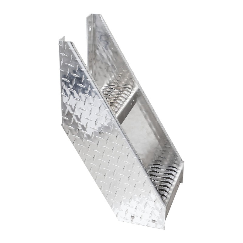 18 inch Frame Step,Diamond Pattern Deck Wall,for Class 8 Trucks