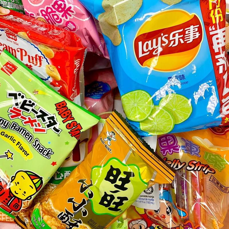4lbs Asian Snack Special Box - 12 Full-Size Sweet &