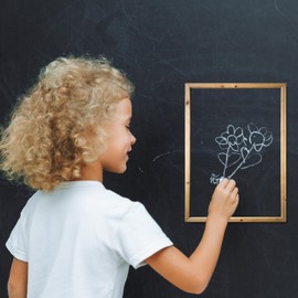 Set of Black Wooden Blackboards 18 x 25 cm with Natural Frame, 6 Colourful Chalk and Sponge Selvedge - Perfect for Creative Messages, Drawings and Educational Games for Children and Adults