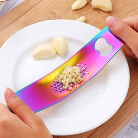 mciskin Rainbow Stainless Steel Garlic Press Rocker,Metal Garlic Mincer Rocker Garlic Crusher Garlic Chopper with Bottle Opener Kitchen Garlic Masher,Dishwasher Safe,Multifunction Garlic Presses