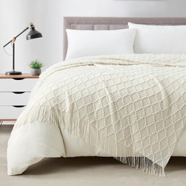 BOURINA Throw Blanket Textured Solid Soft Throws and Blankets for Sofa or Bed Knitted Decorative Blanket 50x70 inches White