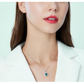 Princess Diana Kate Middleton Natural Sapphire Necklace for Women with Lab Created Gemstone, Pendant Necklace for Women with Birthstone, Engagement Anniversary Birthday Women's Gift (Silver Emerald)