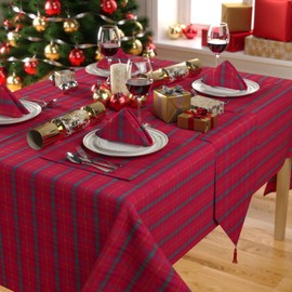 Celebright Christmas Tartan Tablecloth Set - Rectangular 70 x 108 inches (178 x 274 cm) - Ideal for 6-10 Dinner Place Settings - Scottish Tartan - Red, Green & Metallic Gold