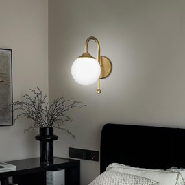 ABTTOI Gold Wall Light Fixture with Globe Lampshade, Mid Century Wall Sconce, Brass Wall Mounted Lamp for Living Room Hallway Bedroom