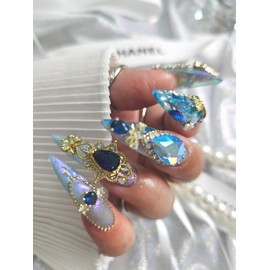 ❣️ Brilliant blue sapphire handmade nail tips ✨ - Long Oval / ❣️ 영롱한 블루사파이어 수제네일팁 ✨ - 롱오발