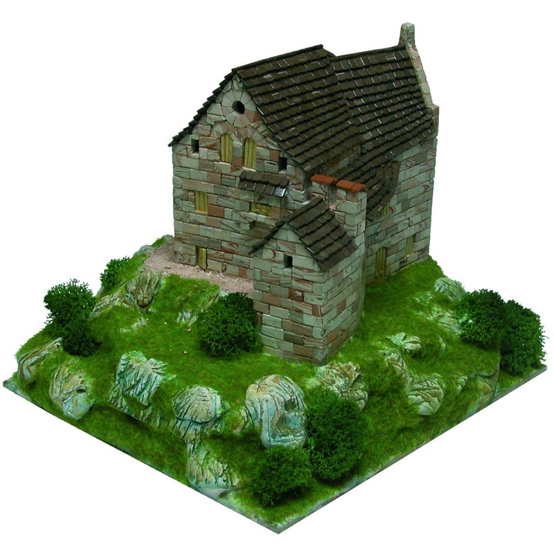 Small Refuge HO Model Kit