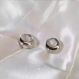 GLESOS Gold Hoop Earrings for Women, 18K White Gold Plated Hypoallergenic Lightweight Huggie Oval Earrings 028