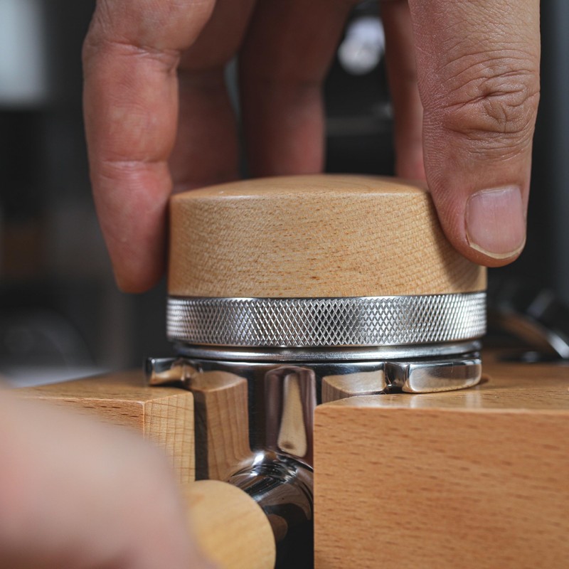 KNODOS Espresso Distribution Tool 58.5mm Maple Coffee Distributor Adjustable Depth
