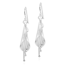 AeraVida Captivating Flower Pod Calla Lily Floral .925 Sterling Silver Dangle Earrings | Stylish Sterling Silver Dangle Earring for Women | Jewelry Gift, Metal, No Gemstone
