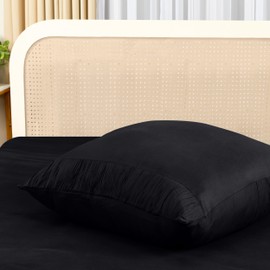 Utopia Bedding Bed Linen 135 x 200 cm Set - Microfibre Polyester Duvet Cover 135 x 200 cm + 1 Pillowcase with Pleated Hem 80 x 80 cm - Black