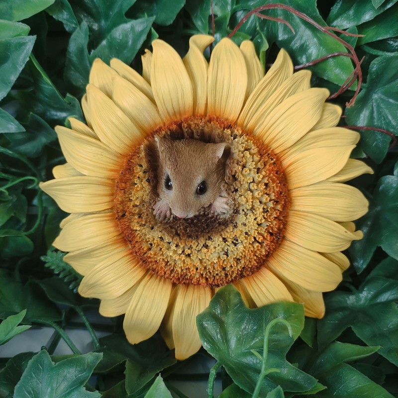 Vivid Arts - Hanging Harvest Mouse/Sunflower - HGF-022