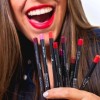 Lip Combo Gloss Thirsty Fill In + Delineador Italia Deluxe