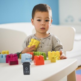 NUOBESTY 5Pcs Miniature Garbage Cans with Opened Lids Small Garbage Bin Model Mini Curbside Vehicle Garbage Bin Trashcan Mini Trash Can for Kids Toddlers 1: 12 Scale Dollhouse Random Style