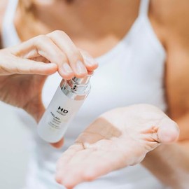 HD Cosmetic Melan TXA Sérum 30 ml Con Ácido Tranexámico Uniformidad Tono Apariencia Manchas Todo Tipo Piel