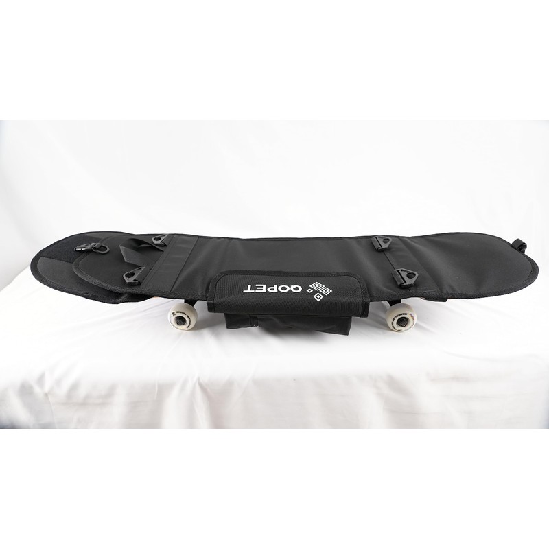 QOPET Skateboard Backpack Made of Thickened 900D Oxford, Cruiser Board
