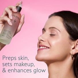 Caudalie Beauty Elixir Face Mist: Tónico que aprieta los poros + reduce la opacidad + fija el maquillaje