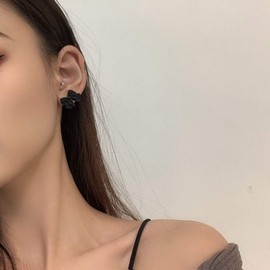 Artist Bow Tie Ribbon Stud Earrings for Women Red Black Daily Bow Earring Jewelry (Black)