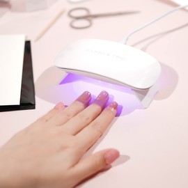 DANNI & TONI UV LED Nagellampe 6W Mini Nageltrockner für Gel Nagellack Gelpolitur-Härtungslichtmaschine, Professionelle Nagelhärtung Lampe, Reisegröße, schneller Trocknung und Härter, 60s Timer