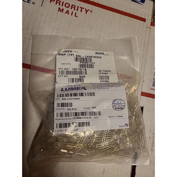 Lumex Lot of 500 Lumex SSL-LX25791GW LEDS