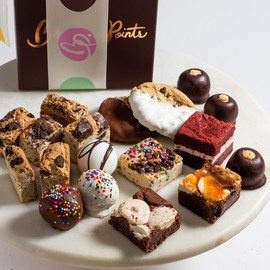 Brownie Points Sweet Lil' Sampler Gift: Brownies, Bruffles, Bag of Brownie Edgies, Buckeyes, Cookies, and Pretzels and more. Gift Box and Bow, Fudge Chocolate Brownies, Gourmet Sweet Desserts