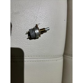 Peavey 71190274 Peavey Volumen Control For CS800 Vintage