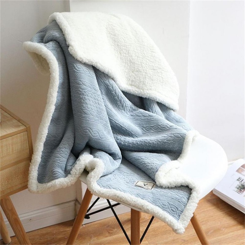 Spring and Autumn Warm Soft Flannel Blanket for Women Wearable