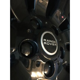 V-LUX AUTO Land Rover LR3 and LR4 Wheel Nut Covers /  Lug Nut Covers - Glossy Black