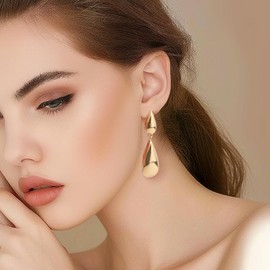 Frigotine Chunky Gold Teardrop Dangle Drop Earrings for Woman, Trendy Statement Geometric Large Tear Drop Earing Dangling Prom Party Fashion Jewelry Gifts