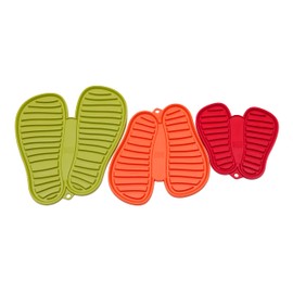 Sanni Shoo Shoe Drip Tray Small (S) for Toddlers up to Shoe Size 31. Machine Washable, Colourful Shoe Drying Mat for Wet Children's Shoes, Red