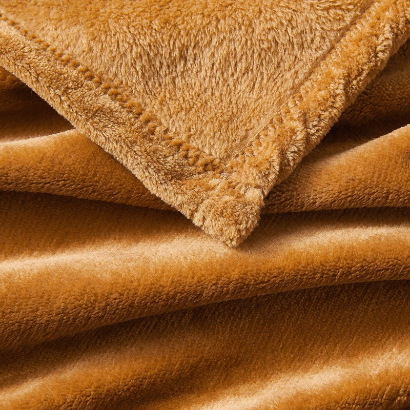 BOURINA Flannel Blanket Throw Lightweight Cozy Plush Microfiber Solid Fleece