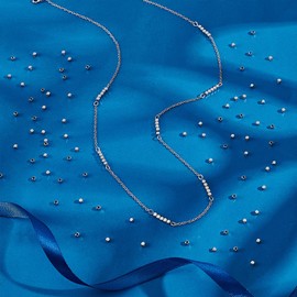 UNICRAFTALE 300Pcs Cube Spacer Beads Metal Cubes Loose Bulk Beads Square Tiny Small Cube Bead Loose Bead for DIY Bracelet Necklace Jewelry Crafts Making Supplies