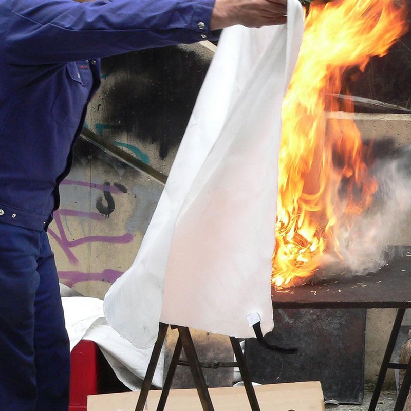 TOPEX 1.0m x 1.0m Fire Blanket Emergency Fire Blanket Home