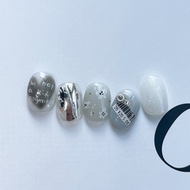 ᴵ'ᴹ ᴺᴼᵀ ᴷᴵᴰ - Petit Oval / ᴵ'ᴹ ᴺᴼᵀ ᴷᴵᴰ - 쁘띠오벌