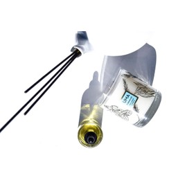 UMA Pure Bliss Wellness Relaxing Candle | 11 oz Ayurvedic Candle for Stress & Tiredness | 100% Organic Chamomile & Lavender for Meditation, Relaxation, & Soothing Effects (1 Unit)